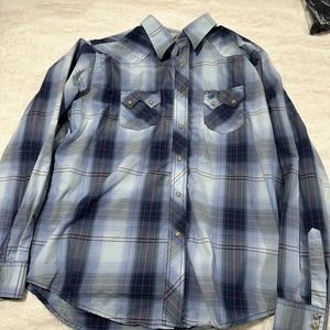 Wrangler petal snap button up xlt